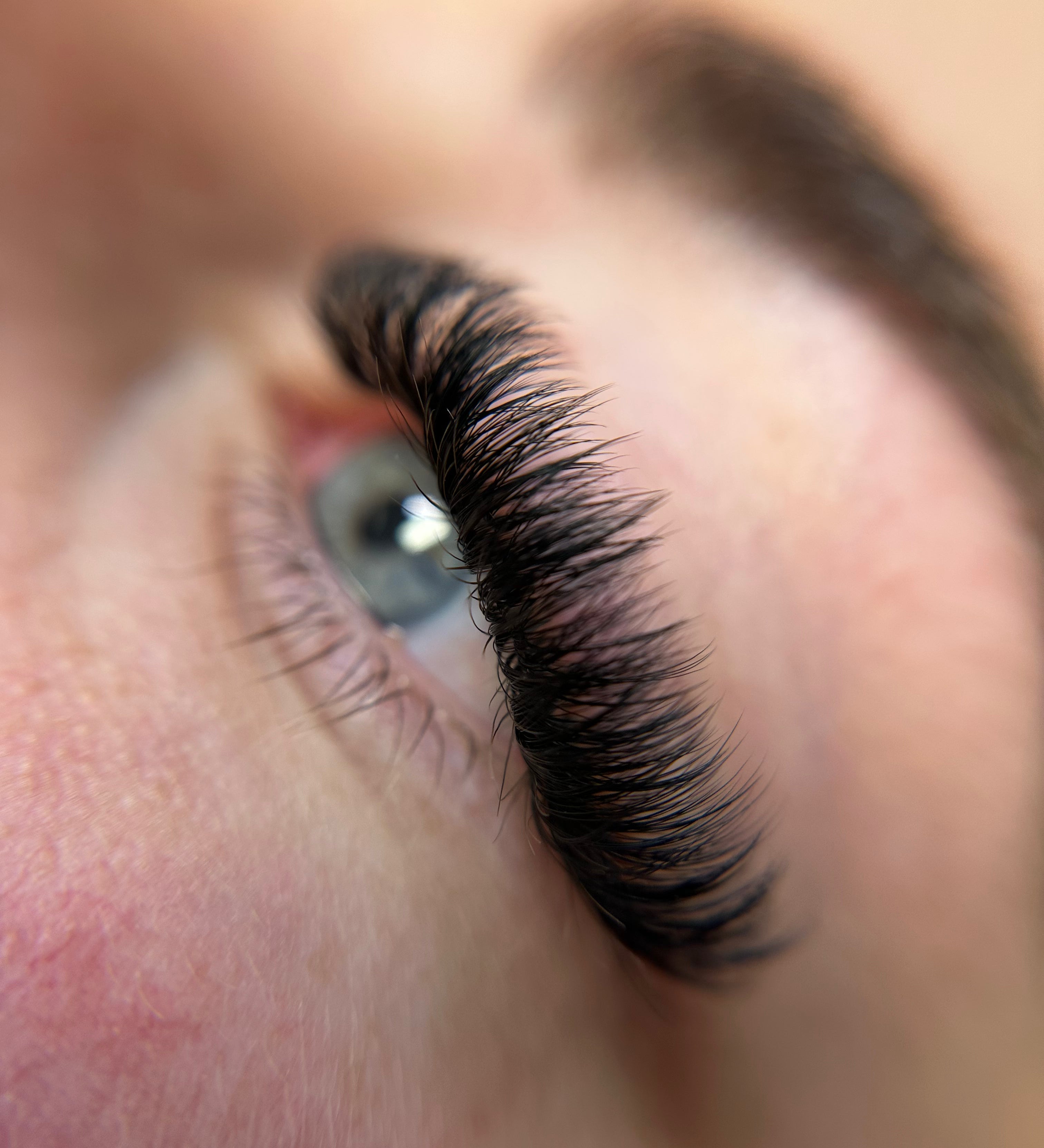 Your Most Googled Lash Extension Questions — Answered (And Why Bellamarque Is the #1 Choice)